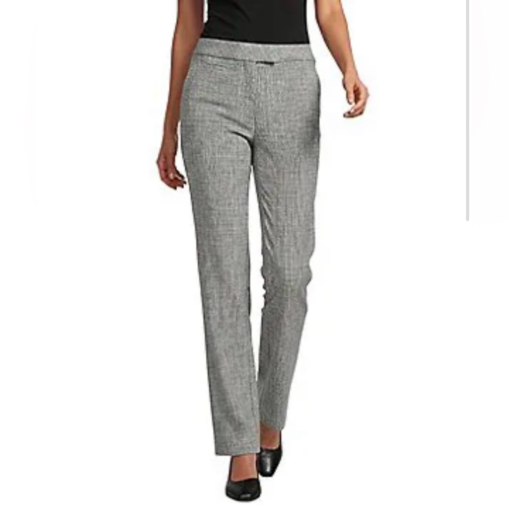 Investments, women size 14 L straight leg front button trousers, grey color